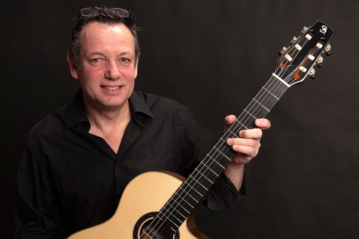 Luthier en guitare Richard Baudry Guitare sur mesure